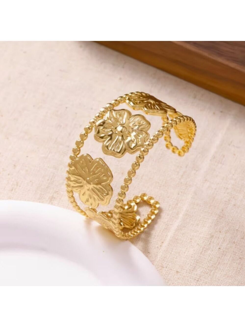 Flower-shaped Open Bracelet, Fashionable Elegant 304 Stainless Steel Bangle - Picture 7 of 8